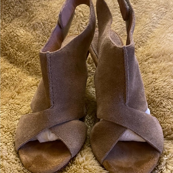 Lux Leather Anthropologie Heels - Picture 3 of 9